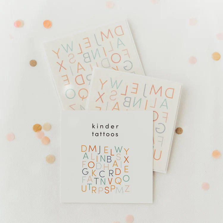 ABC-Kindertattoos – Spielerisch Buchstaben lernen!