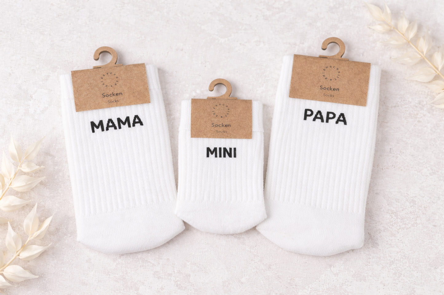 Familien-Socken Set – Mama, Papa & Mini | Geschenkbox mit Herz