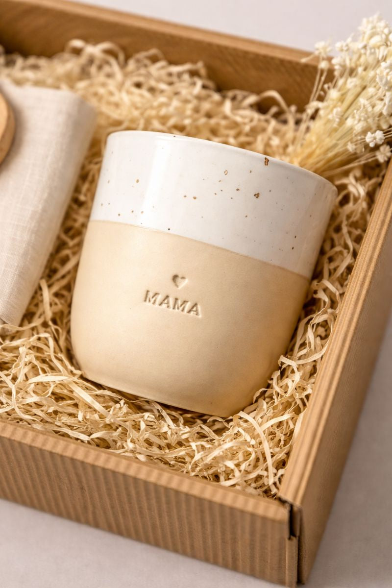 Geschenkbox zur Geburt für Mama & Baby